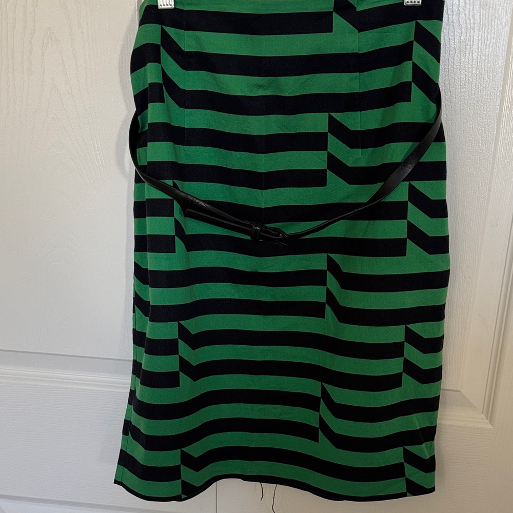 Worthington Green and Black Geometric Pencil Skirt